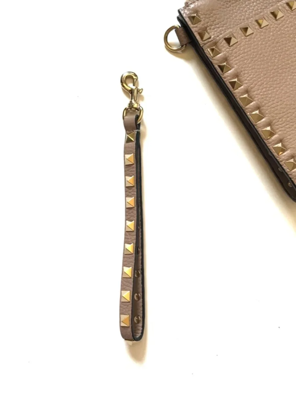 Valentino Garavani Rockstud Flat Pouch Bag Purse Clutch Womens Poudre Leather